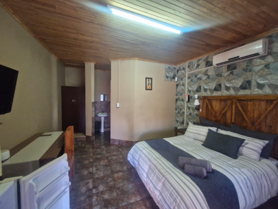 10 Bedroom Property for Sale in Kathu Northern Cape